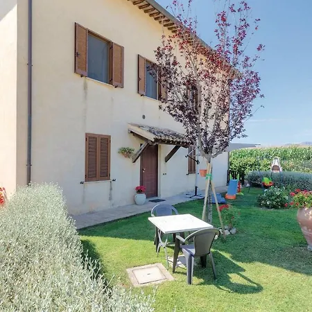 Vakantiehuis Six-bedroom Holiday In Castel Ritaldi Castel San Giovanni (Umbria)