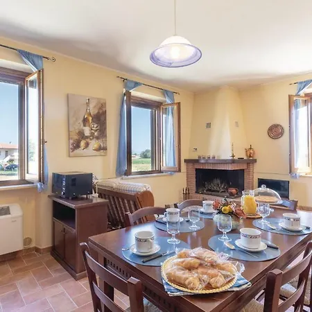 Vakantiehuis Six-bedroom Holiday In Castel Ritaldi Castel San Giovanni (Umbria)